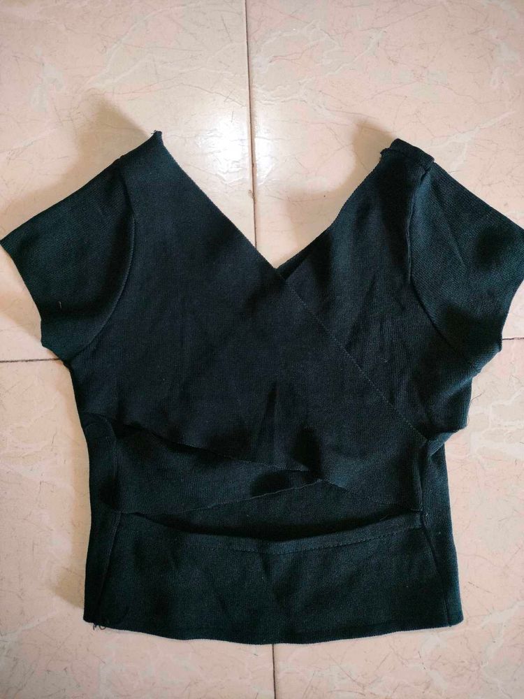 Cutout Black Top 🎧🦓🐼🍙♟️🎳🎱