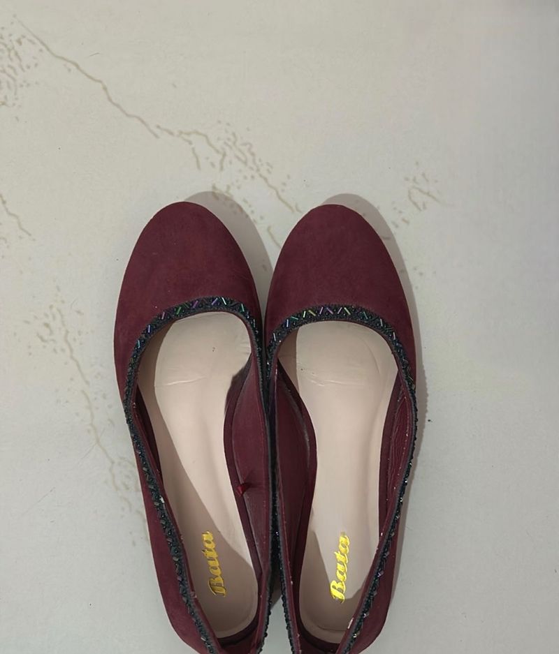 Elegant Burgundy Ballerinas