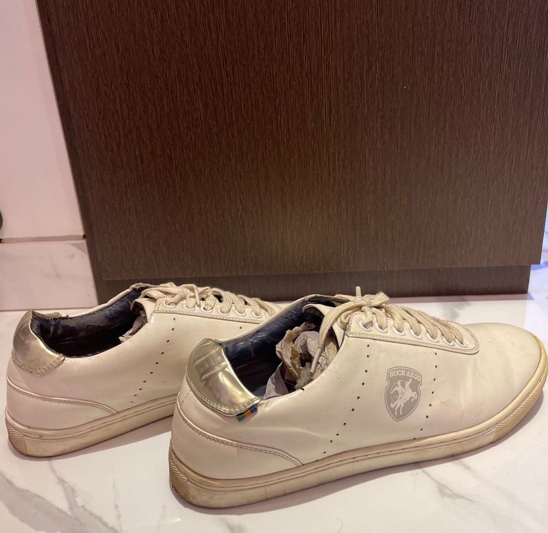 Buckaroo Flintage White Sneakers
