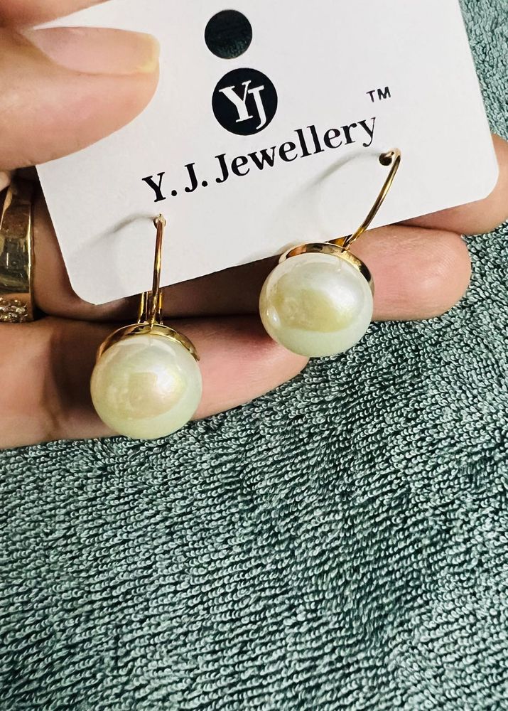 Pearl Drop Earrings