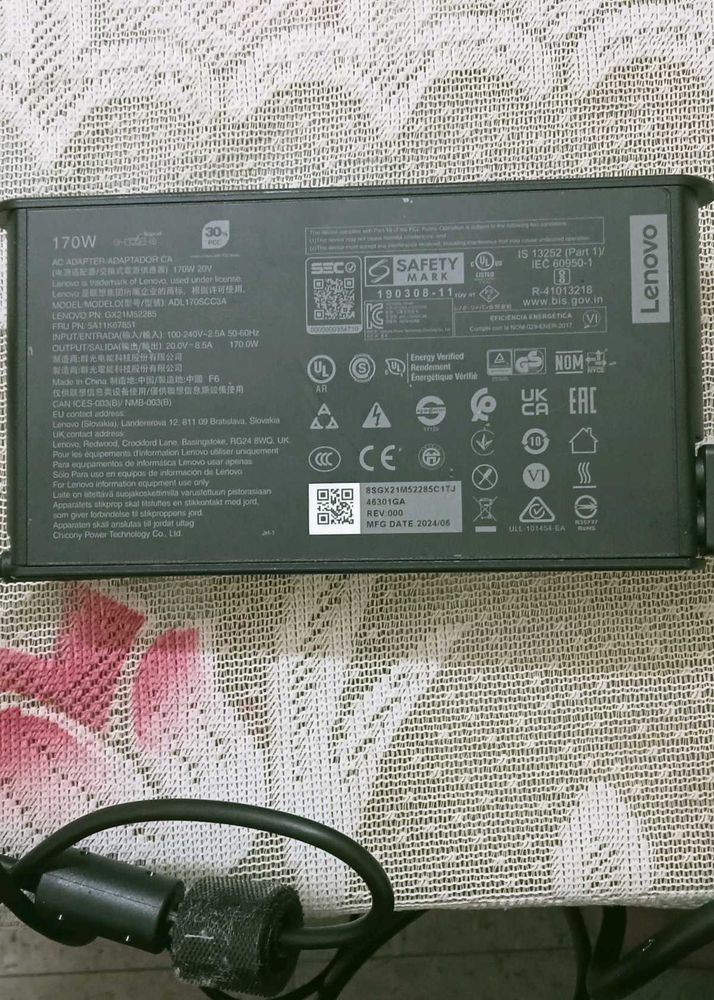 LENOVO LAPTOP CHARGER NEW AND ORIGINAL 170 WATT