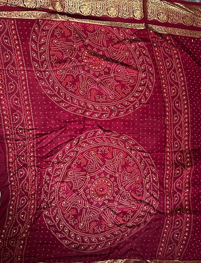 Evergreen Bandhani Saree