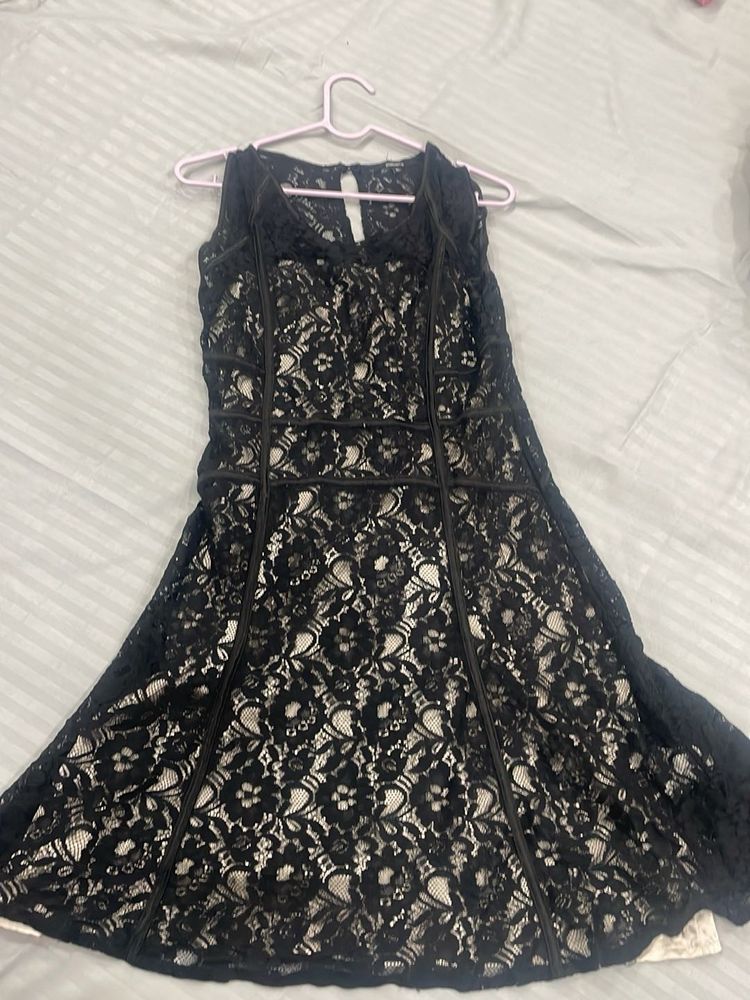 Elegant Black Lace Dress
