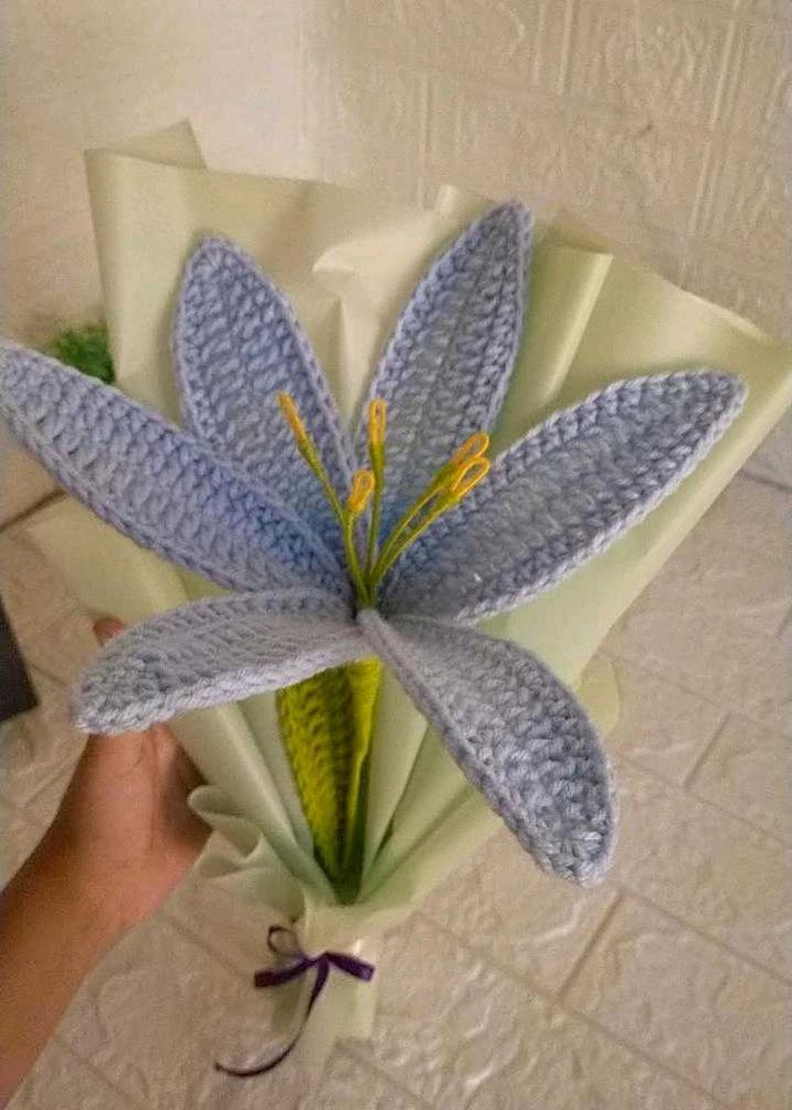 Crochet Lily Flower Bouquet