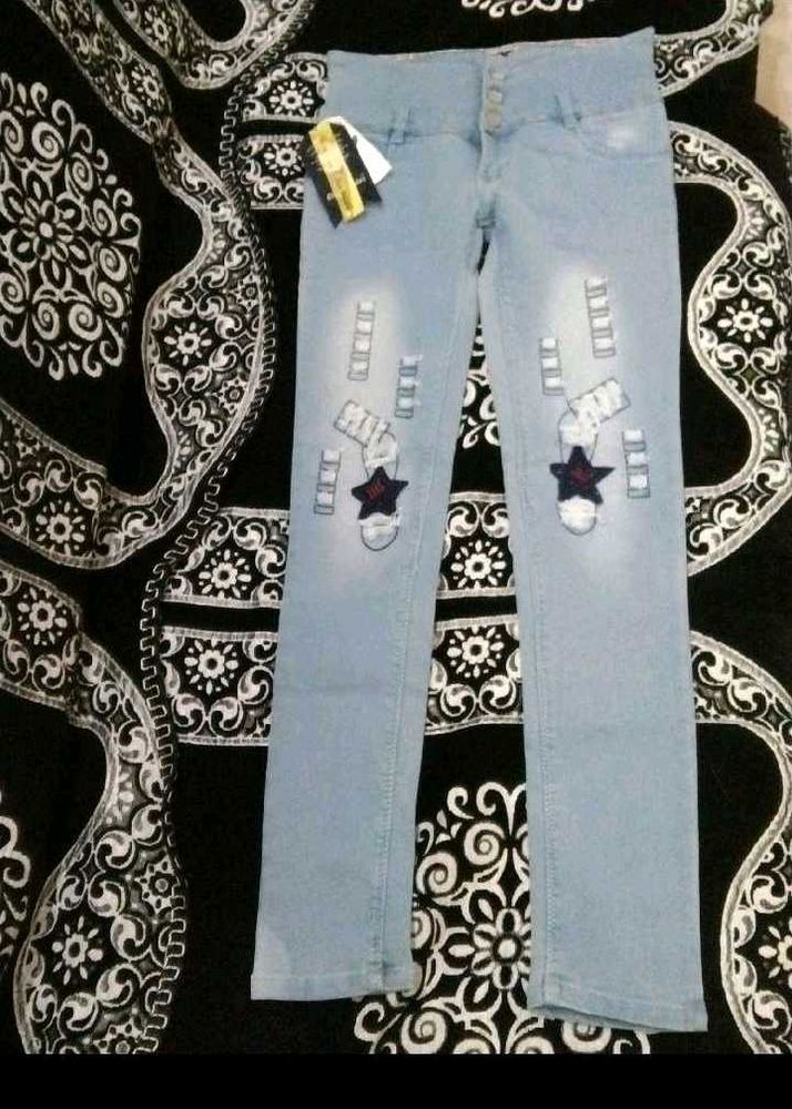 Cute Distressed Jeans