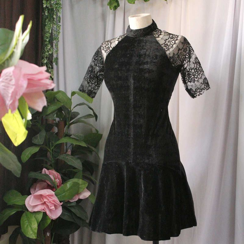 Black Lace Velvet Dress