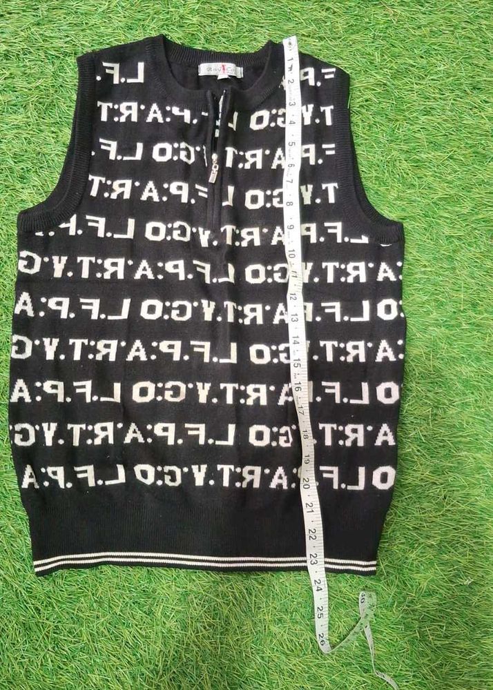 women Print Sweater Vest
