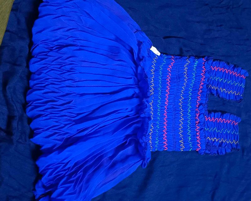 2 Dresses N 1 Hoodie