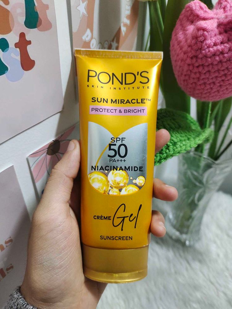Pond&#39;s Sun Miracle SPF 50 PA+++