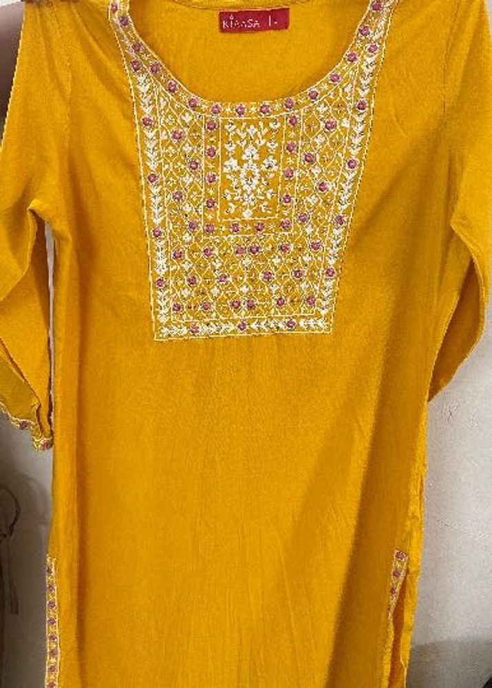 Elegant Embroidered Kurta