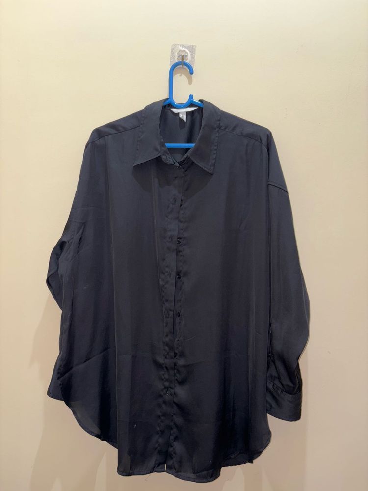 🔻H&amp;M loose fit satin shirt