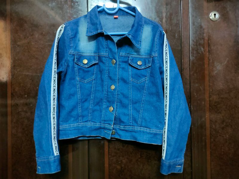 Trendy Blue Short Denim Jacket (Bust-32)