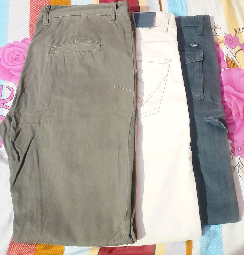 Set Of 3 Pants 👖 34&#34; Good Condition