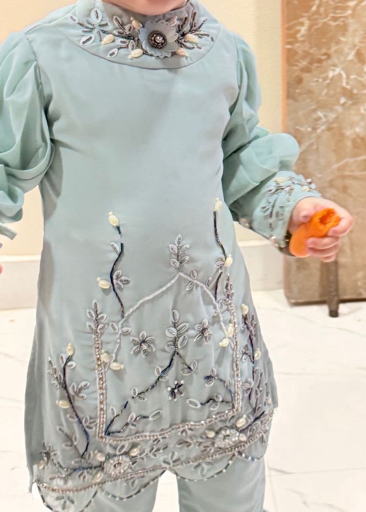 Arabi Look Pakistani Suit