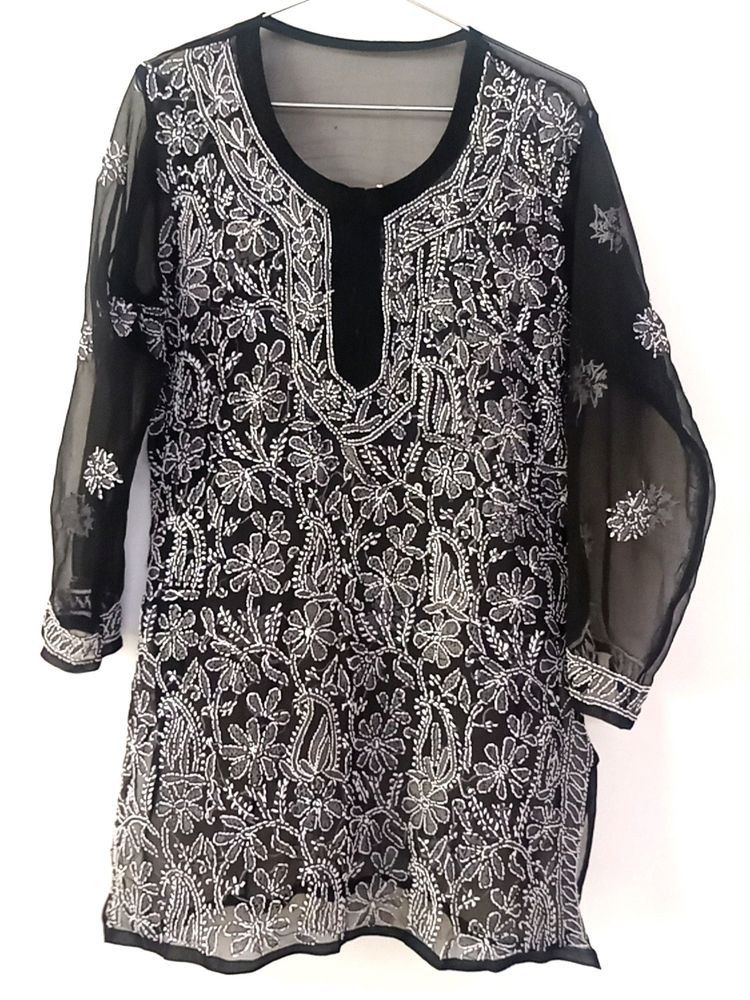 Chikankari Embroidered Short Kurti