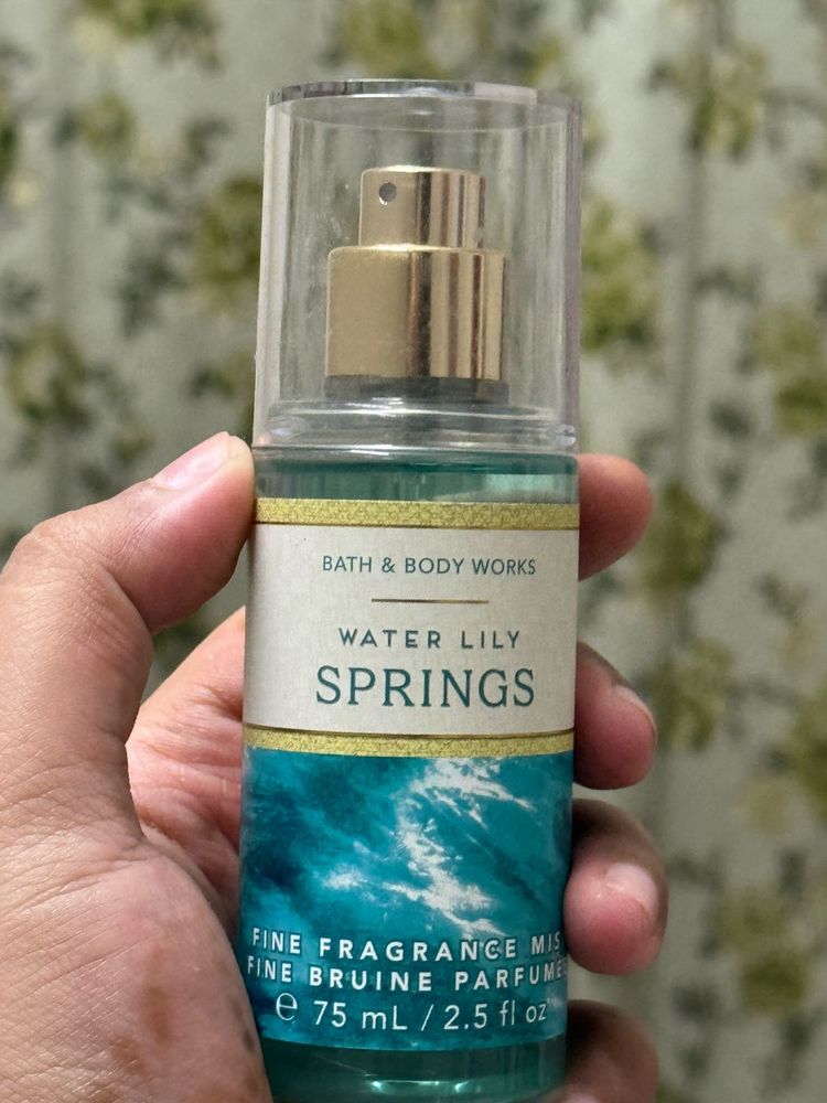 Water Lily Springs Body Mist