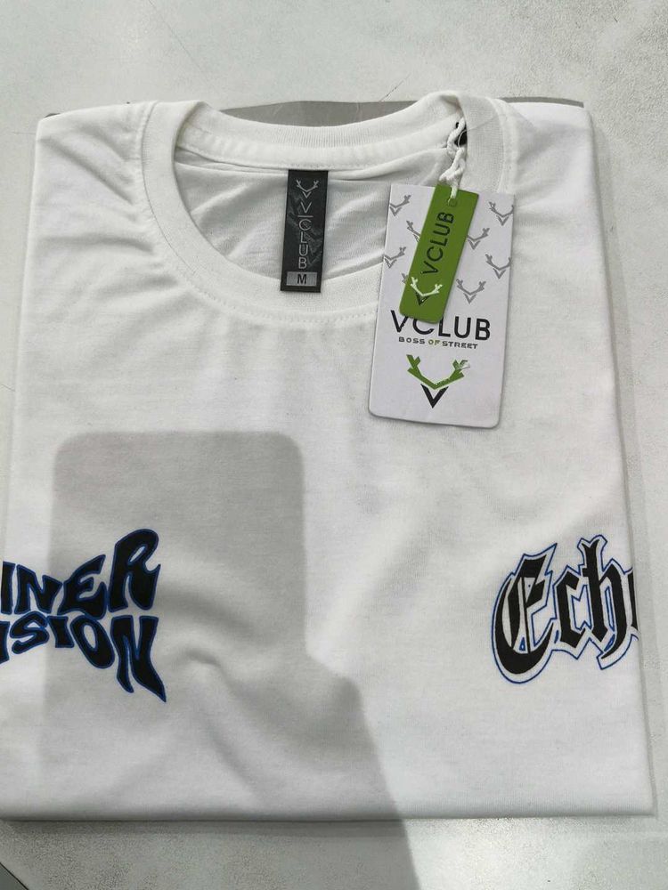 VClub White Graphic Tee