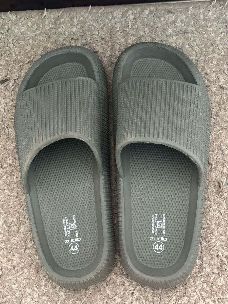 Men flip flops Zudio