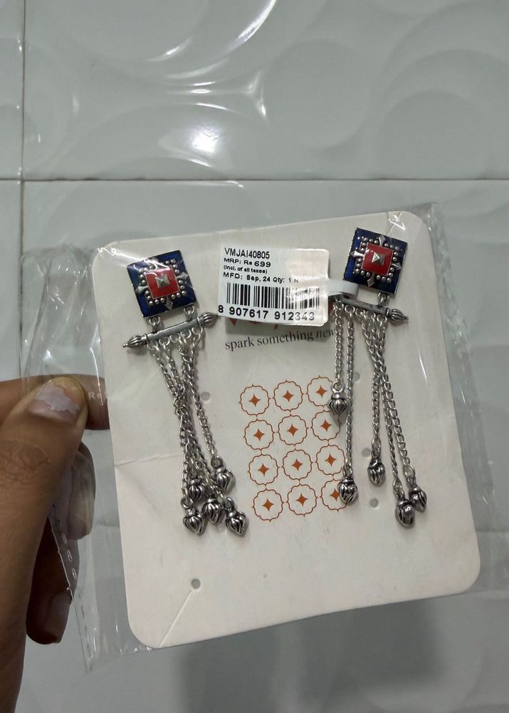 Stylish Silver Drop Earrings