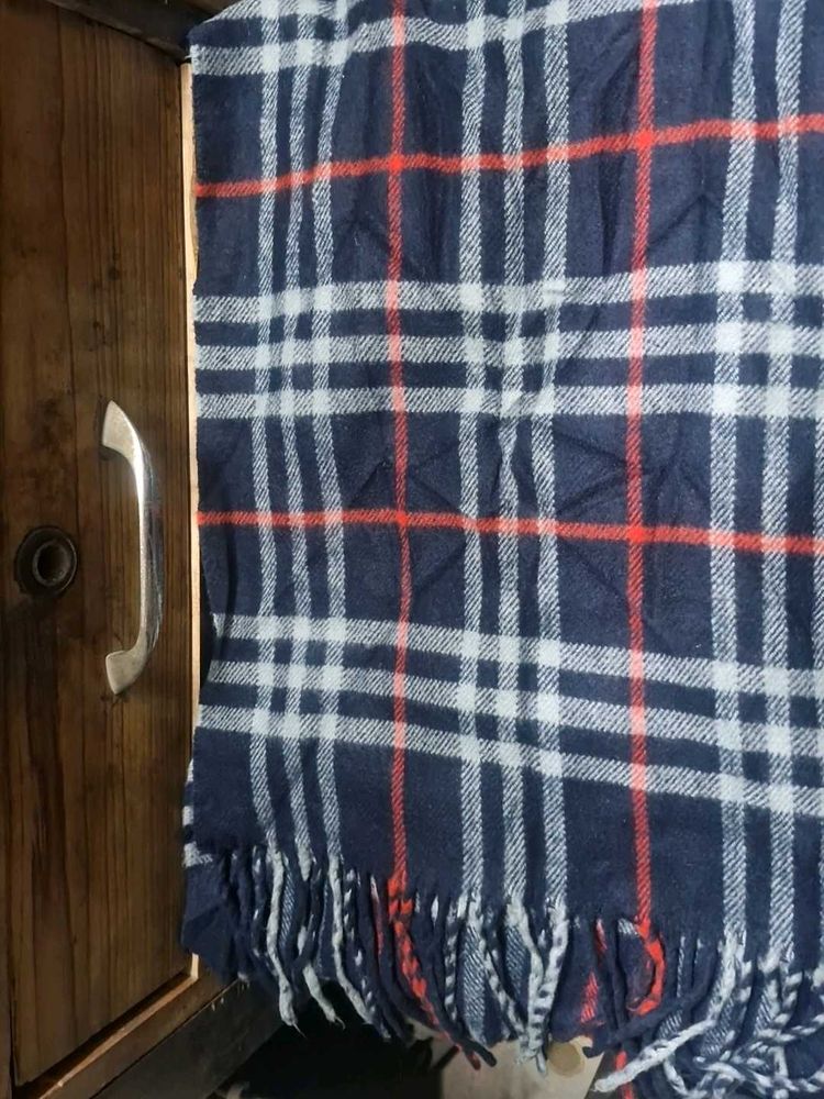 Stylish Plaid Scarf 1