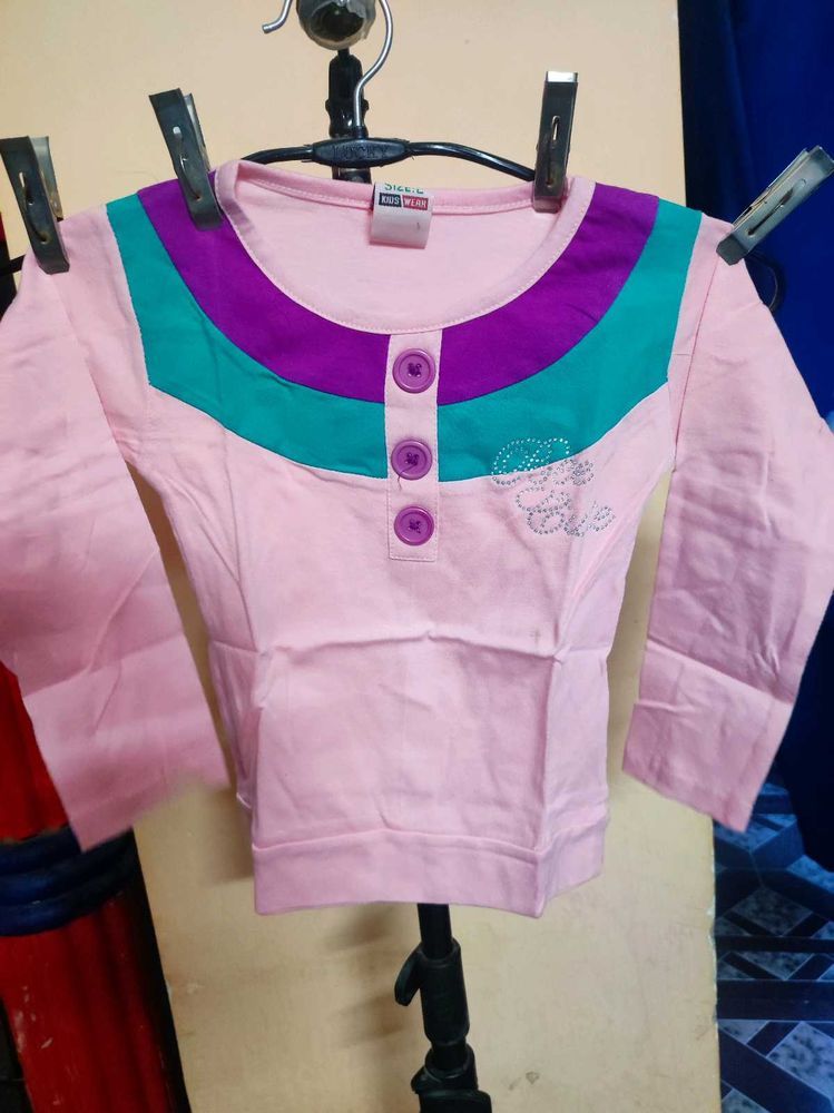 Trendy girl&#39;s Partywear outfit