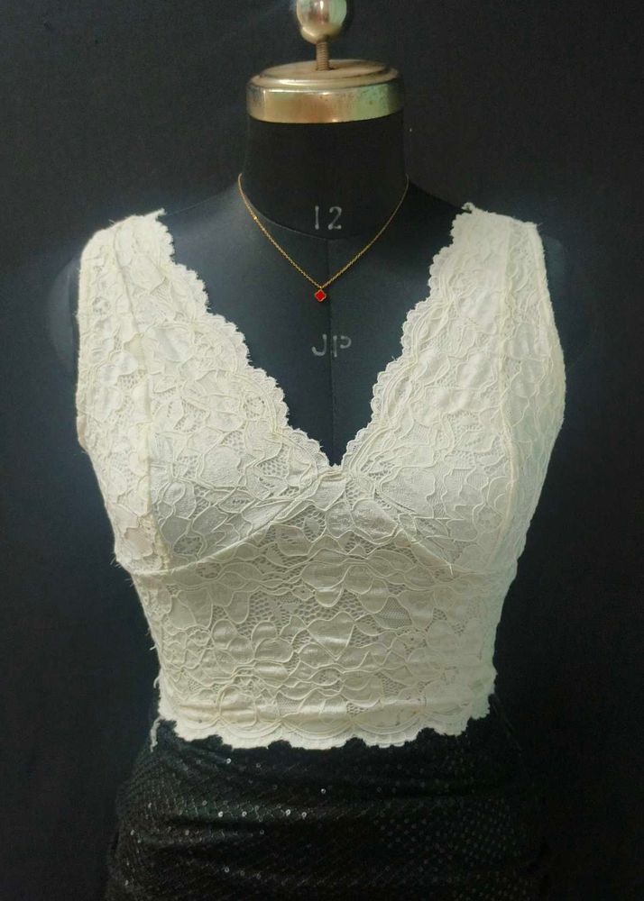 Lace Crop Top - Stylish &amp; Trendy