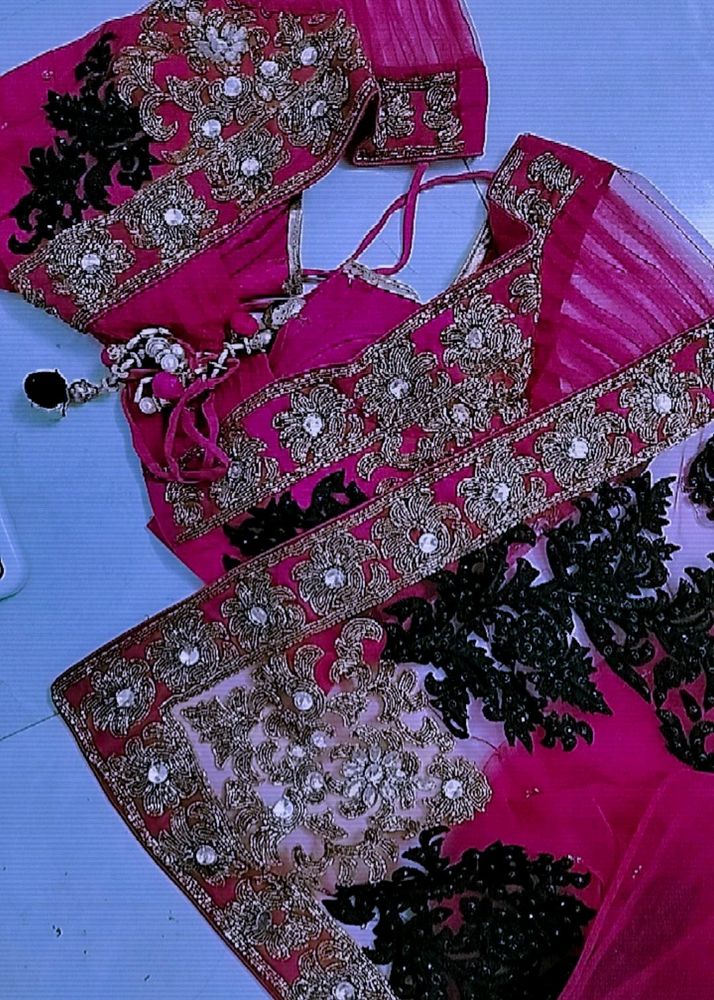 Dark Rani Colotlr Designer Saree With Blouse