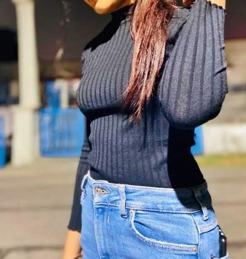 Stylish Black Knit Top