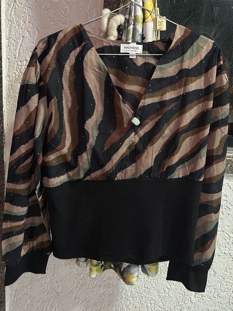 Stylish Animal Print Blouse