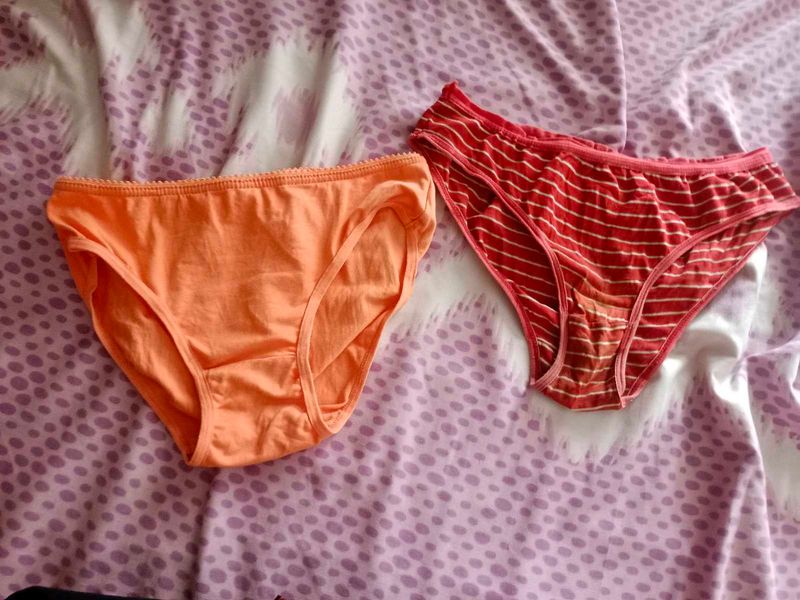 2 Pairs of Women&#39;s Panties