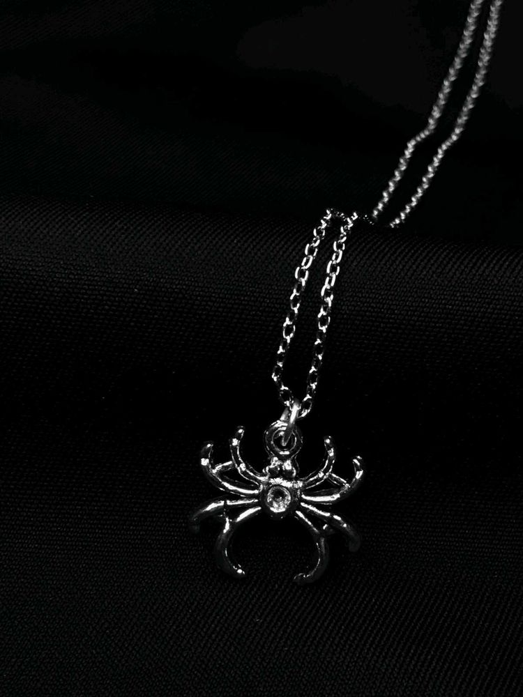 Spider Pendant Necklace