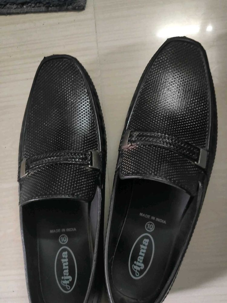 Ajanta Black Loafers