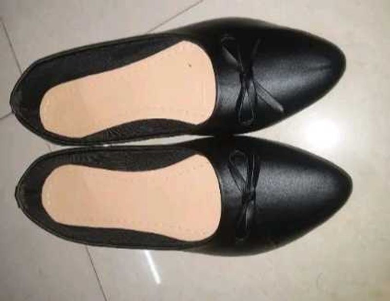 Black Bow Bellies
