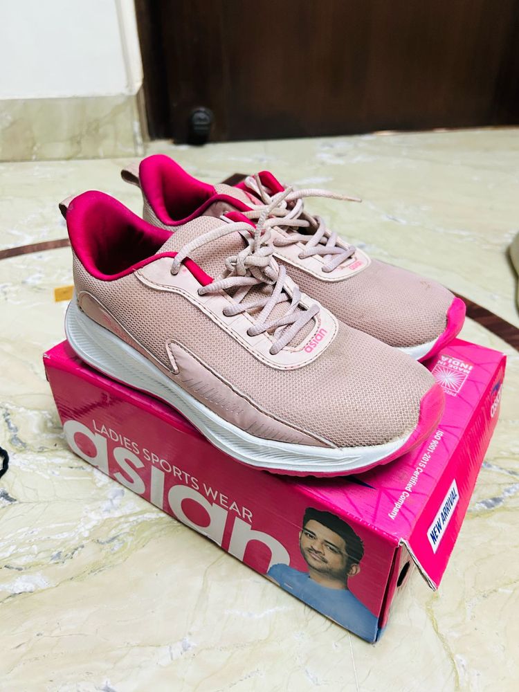 Asian Ladies Sports Wear Shoes