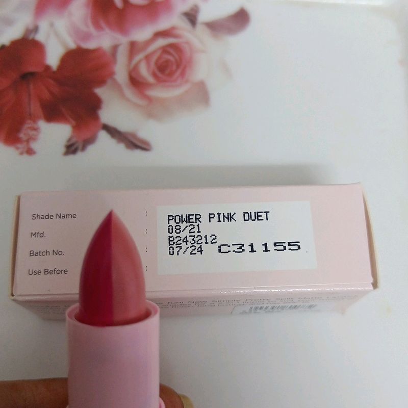 Avon Simply Pretty Split Matte Lipstick (Power Pin
