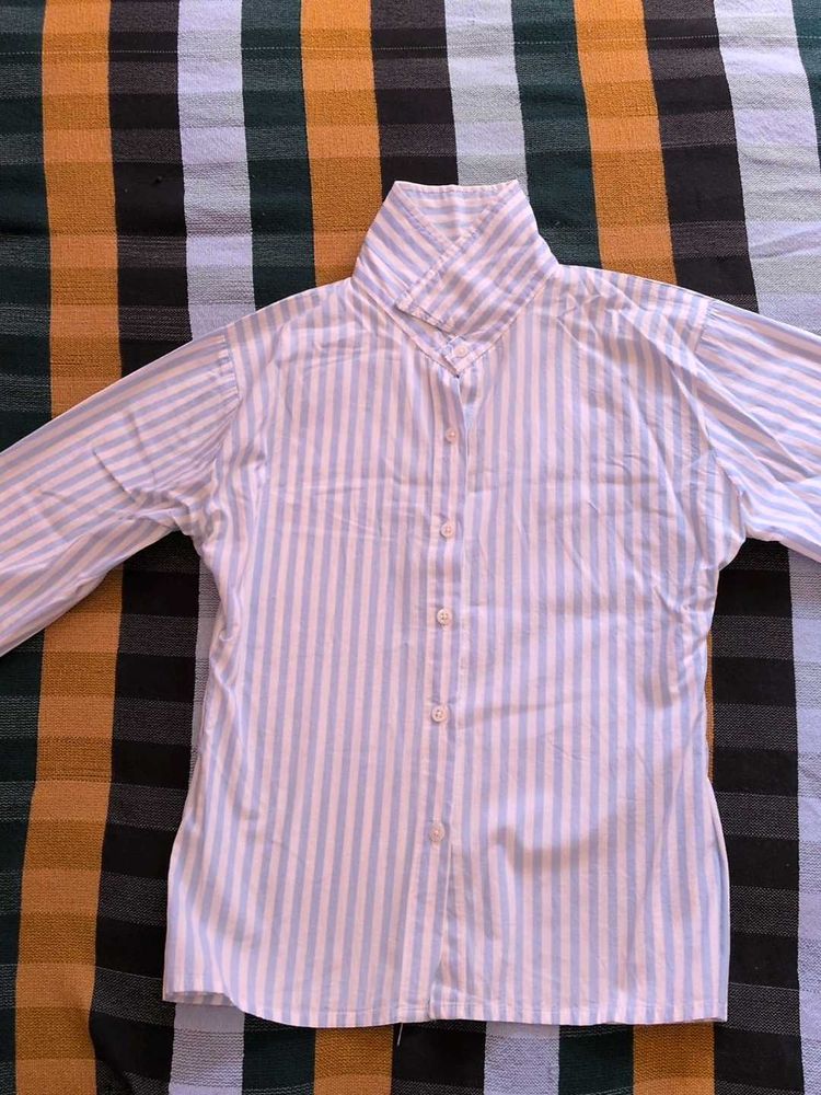 Striped Button-Up Shirt/ ITS fitted shirt for wome