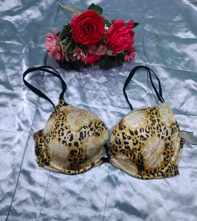 Victoria&#39;s secret Leopard Print Bra