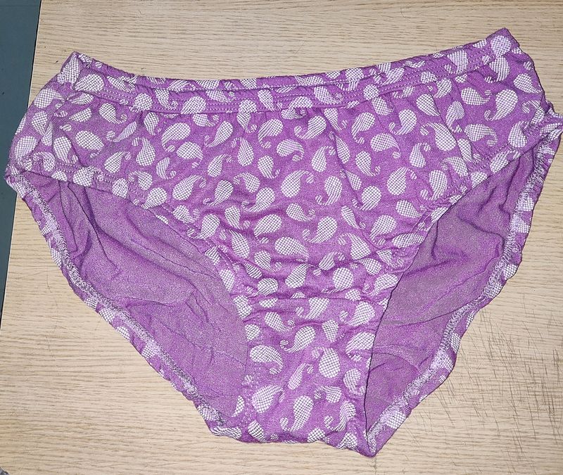 Women&#39;s Branded New Panty XL