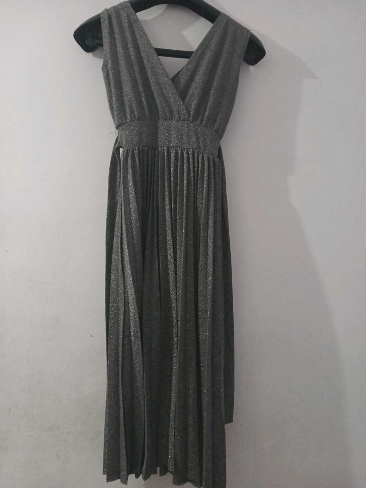 Elegant Grey Maxi Dress