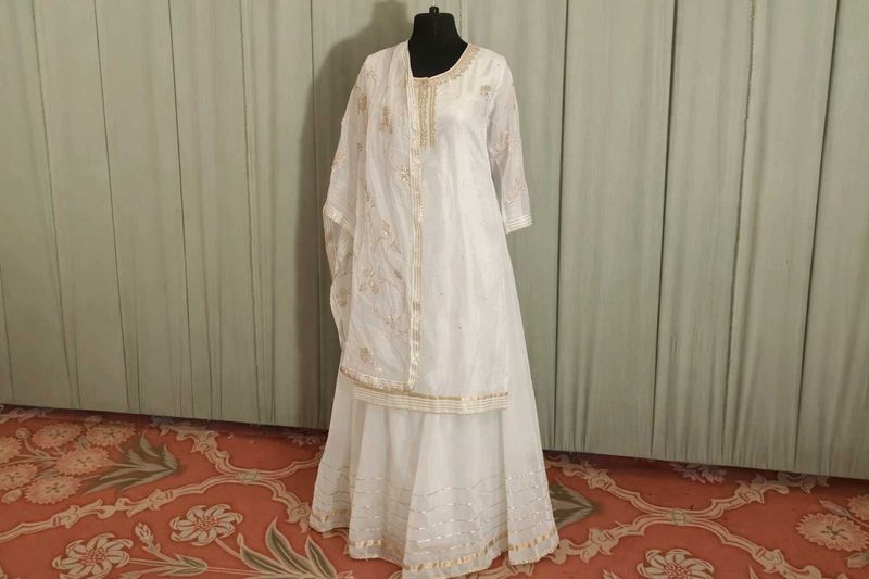 Elegant White Embroidered Kurta Set