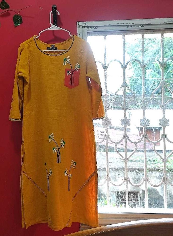 Yellow Cotton Kurta In Size M