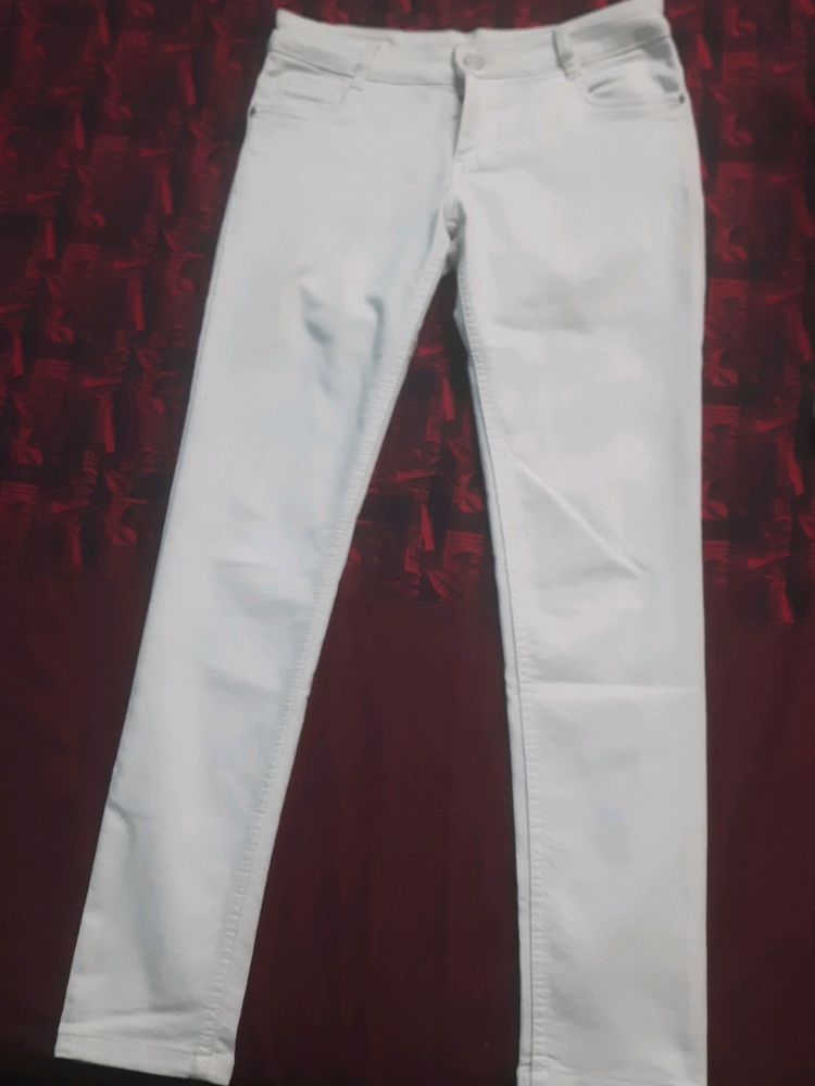 White Skinny Jeans