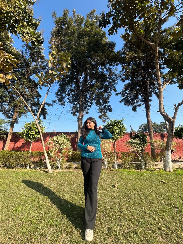 Stylish Teal Blue Knit Top