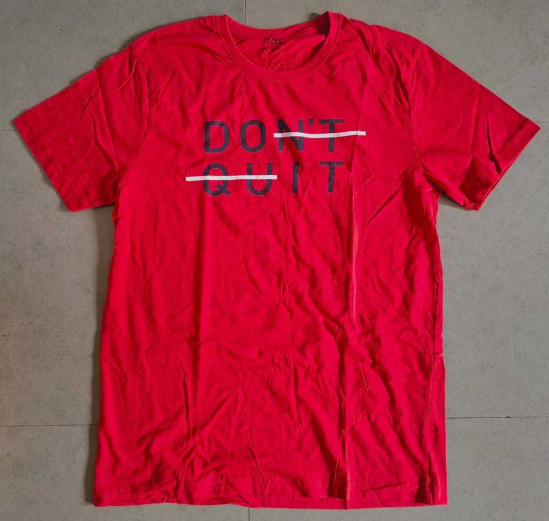 Red &#39;Don&#39;t Quit&#39; Graphic Tee