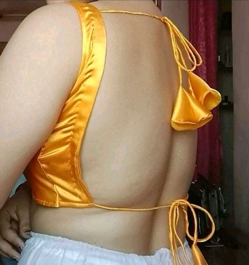 v-neck backless (padded)
