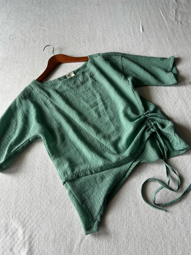 🍀Rareism Textured Green top - Xxs/35”