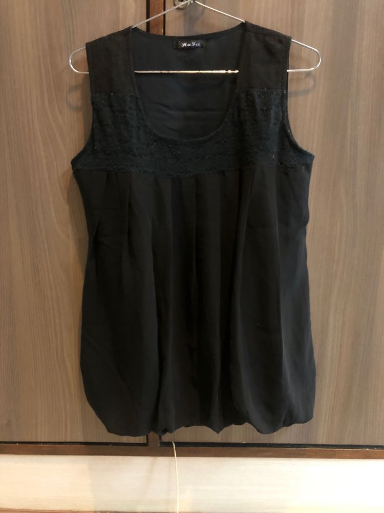 Black Baloon Top