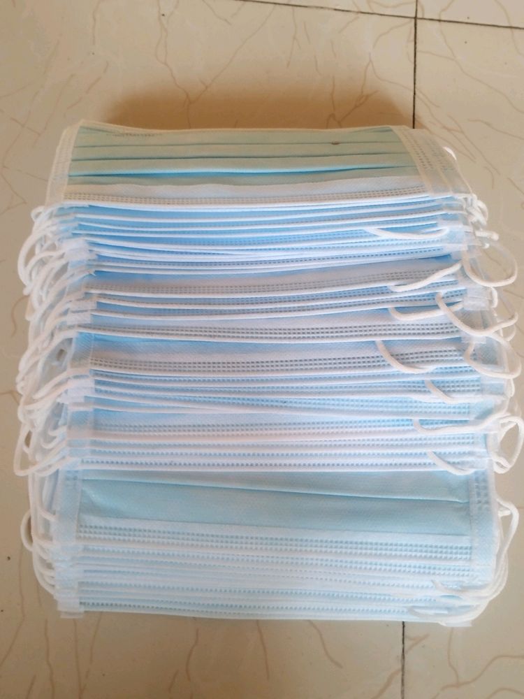 V-1010 Earloop Surgical Mask