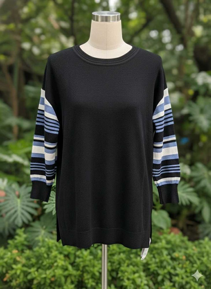 Striped Sleeve Knit Top(bit n blue shade)