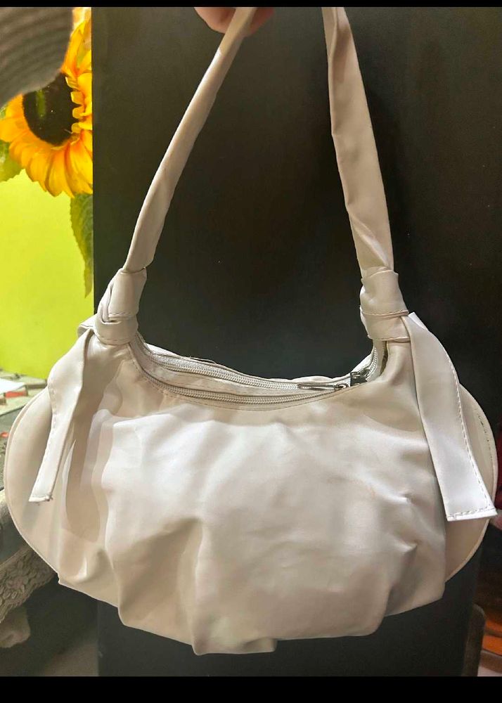 White Shoulder Bag